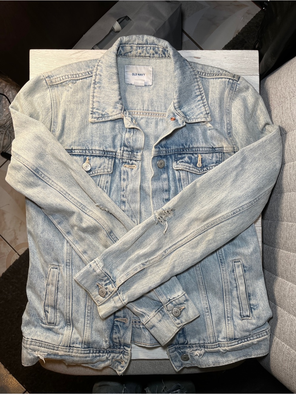Old Navy Light Blue Distressed Denim Jacket - Women's